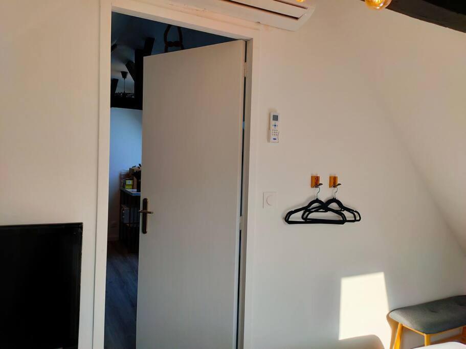 Dakar - Bel Appartement A Реймс Экстерьер фото